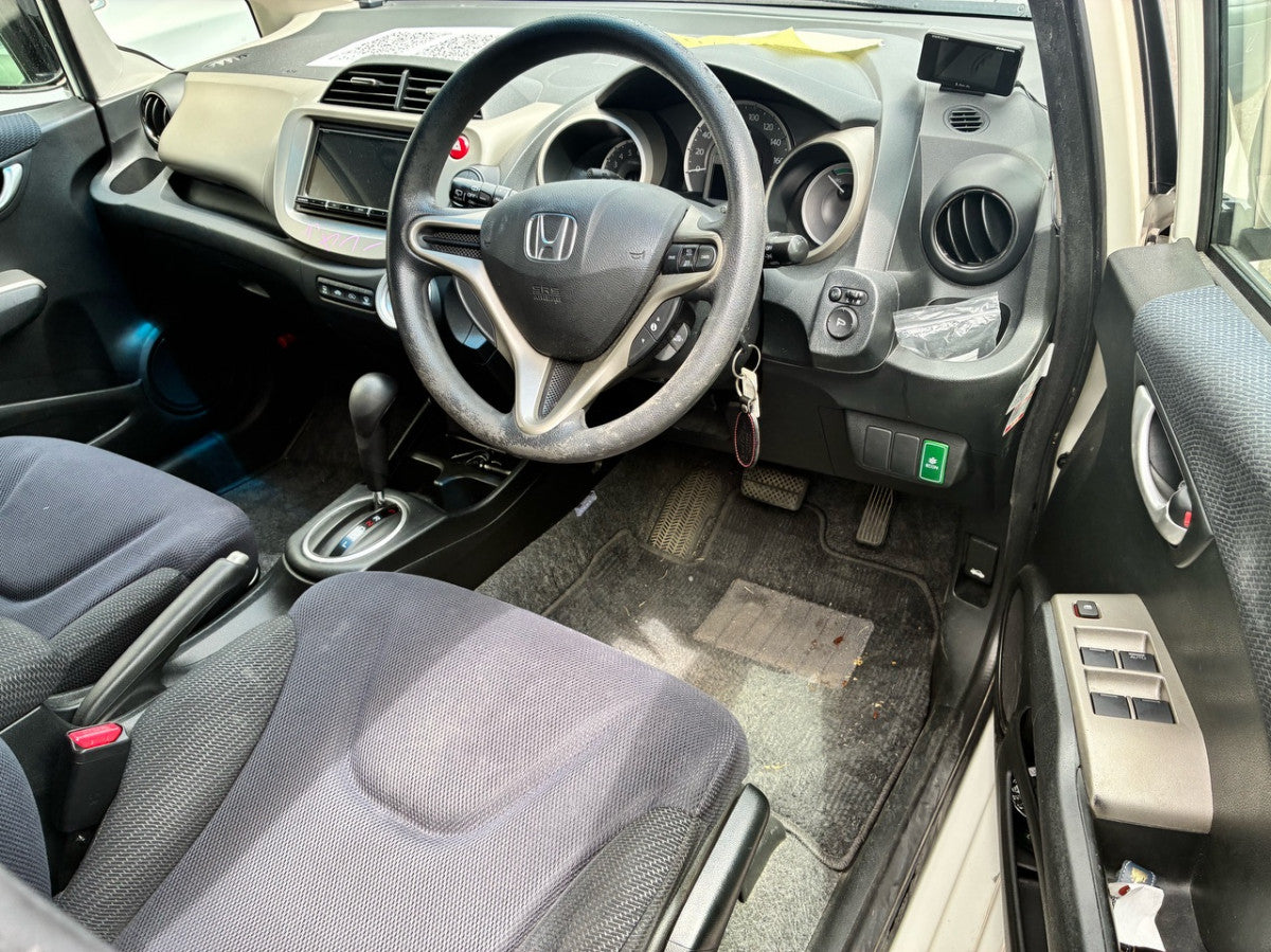 [CHOOSE PARTS] HONDA FIT HYBRID GP1 2010 LDA FF AT 2WD #0401000000781