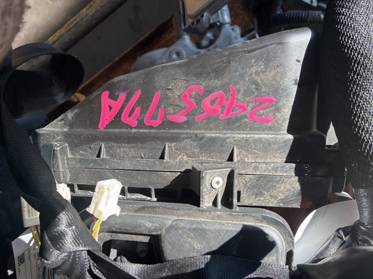 [USED ENGINE] NISSAN NOTE E12 2013 HR12DE FF AT 2WD #0003268134450