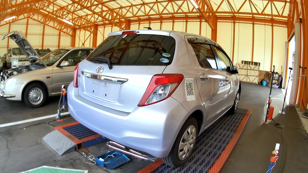 [CHOOSE PARTS] TOYOTA VITZ NSP130 2013 1NR-FE FF AT 2WD #0001000015235