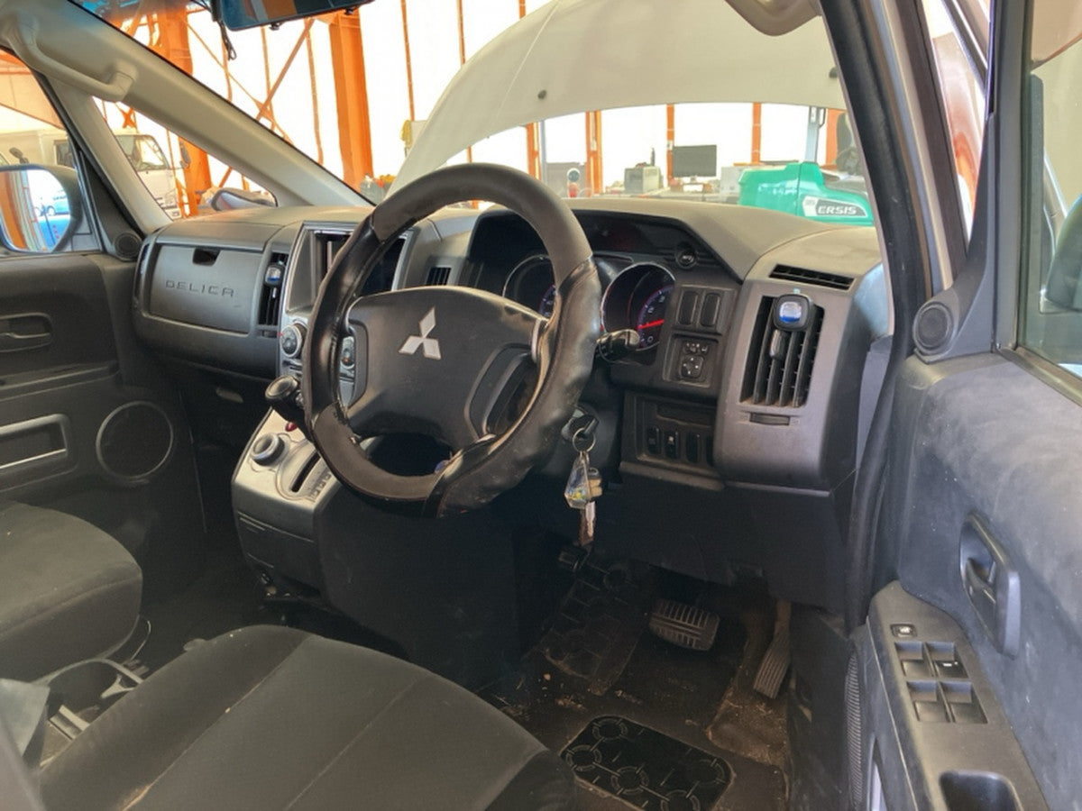[CHOOSE PARTS] MITSUBISHI DELICA_D:5 CV5W 2007 4B12 FF AT 4WD #0001000013510
