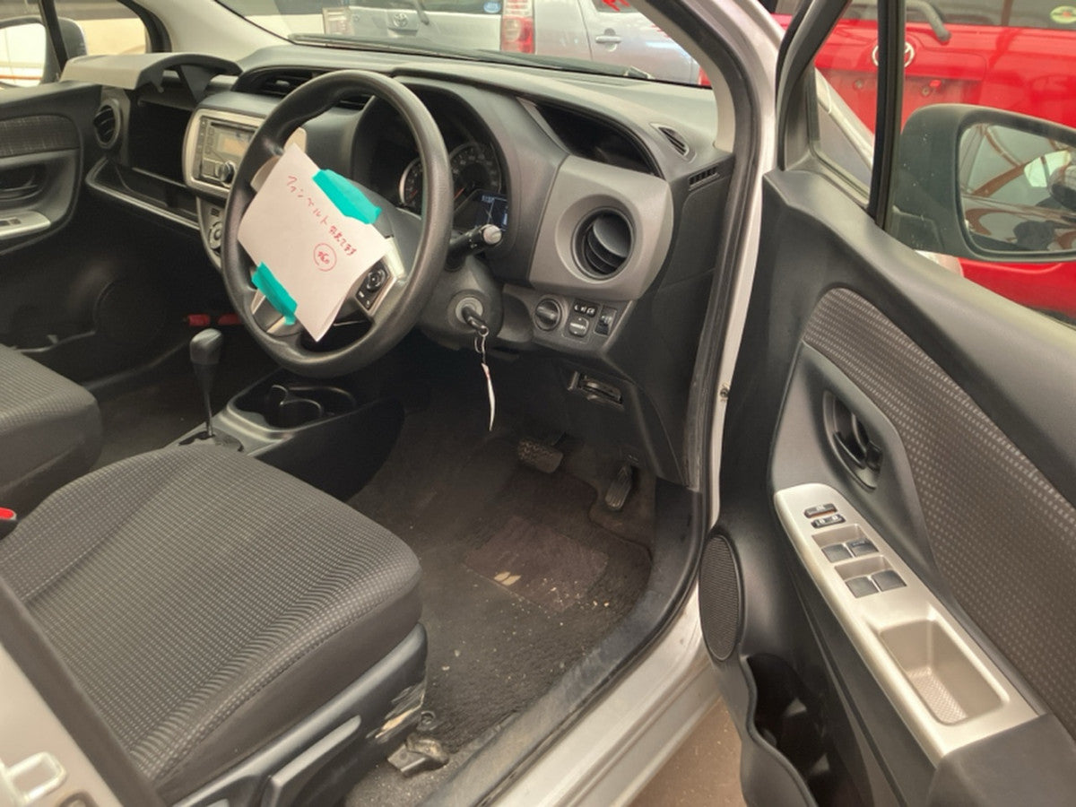 [CHOOSE PARTS] TOYOTA VITZ NSP130 2015 1NR-FKE FF AT 2WD #0001000015165