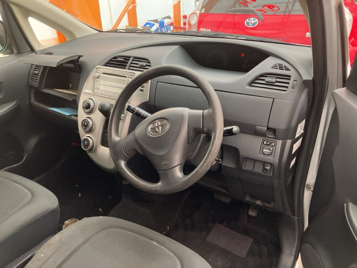 [CHOOSE PARTS] TOYOTA RACTIS SCP100 2009 2SZ-FE FF AT 2WD #0002002651529