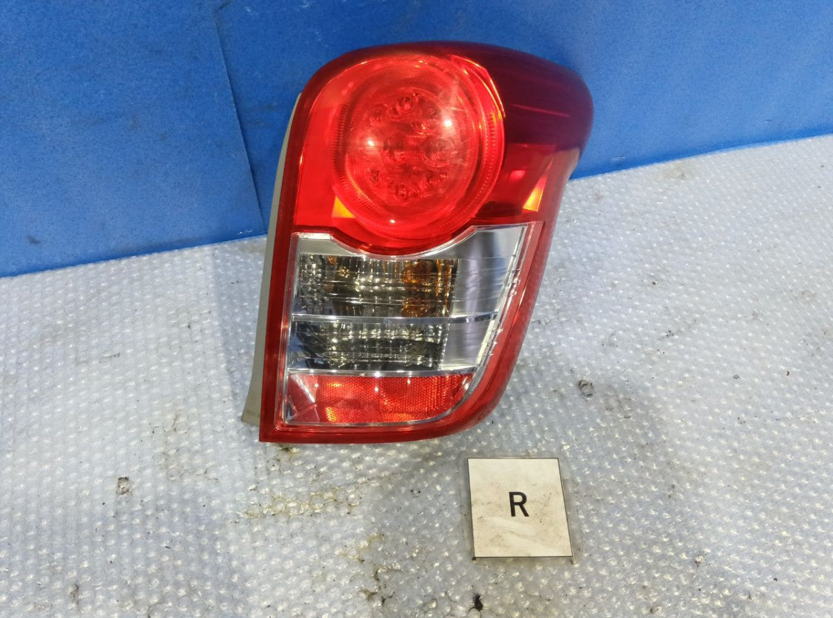 [TAIL LAMP RH] TOYOTA COROLLA FIELDER NZE144G 2010 1NZ-FE FF AT 4WD #0403267013093