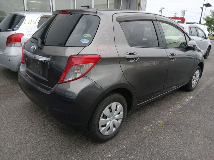 [CHOOSE PARTS] TOYOTA VITZ KSP130 2013 1KR-FE FF AT 2WD #0401000000663