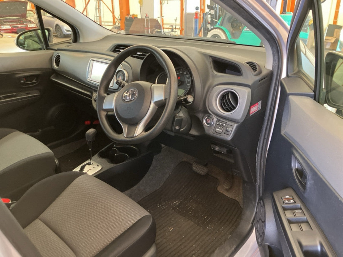 [CHOOSE PARTS] TOYOTA VITZ NSP130 2013 1NR-FE FF AT 2WD #0001000015235