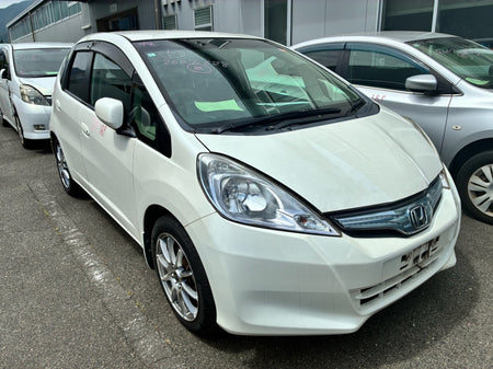 [CHOOSE PARTS] HONDA FIT HYBRID GP1 2010 LDA FF AT 2WD #0401000000781