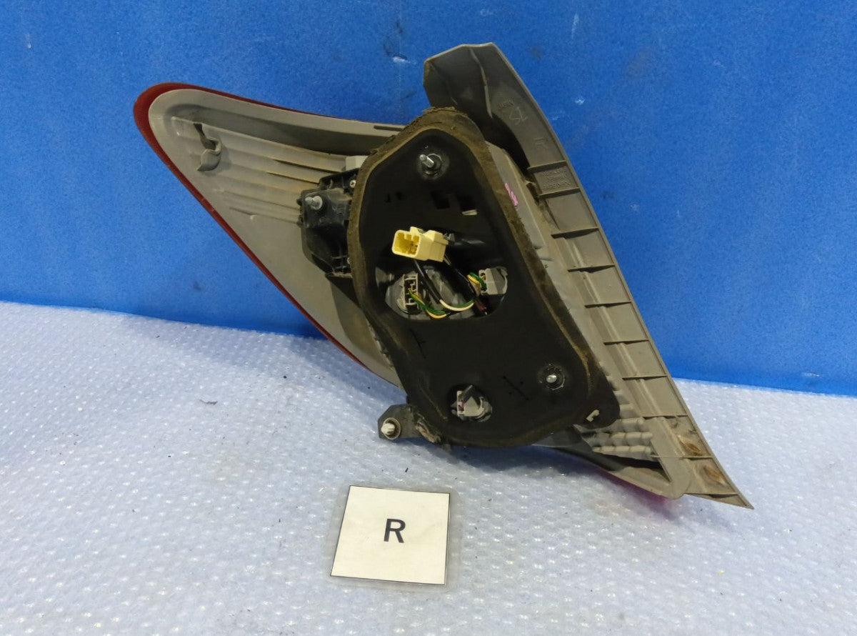 [TAIL LAMP RH] TOYOTA VITZ KSP130 2011 1KR-FE FF AT 2WD #0403267012499