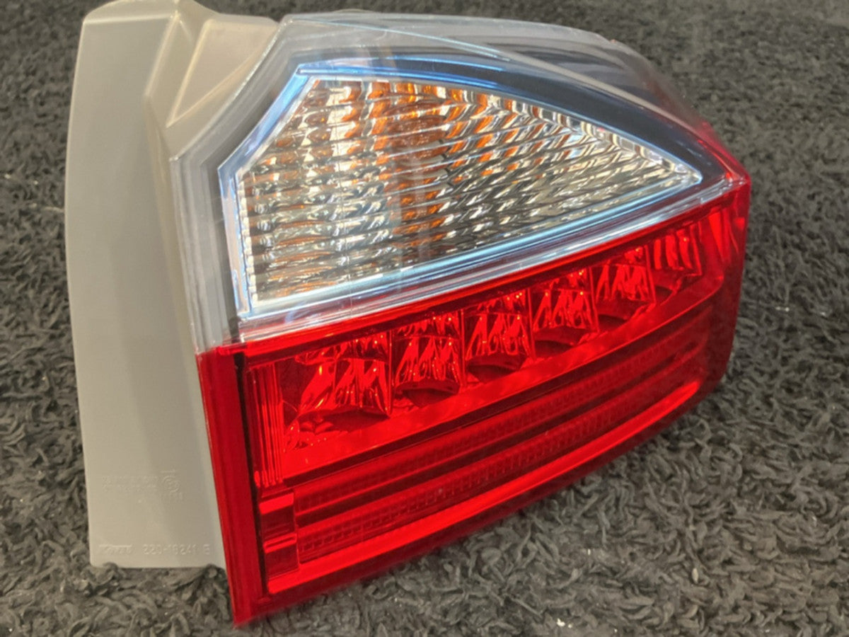 [TAIL LAMP RH] HONDA GRACE GM4 2017 LEB FF AT 2WD #0003263052739