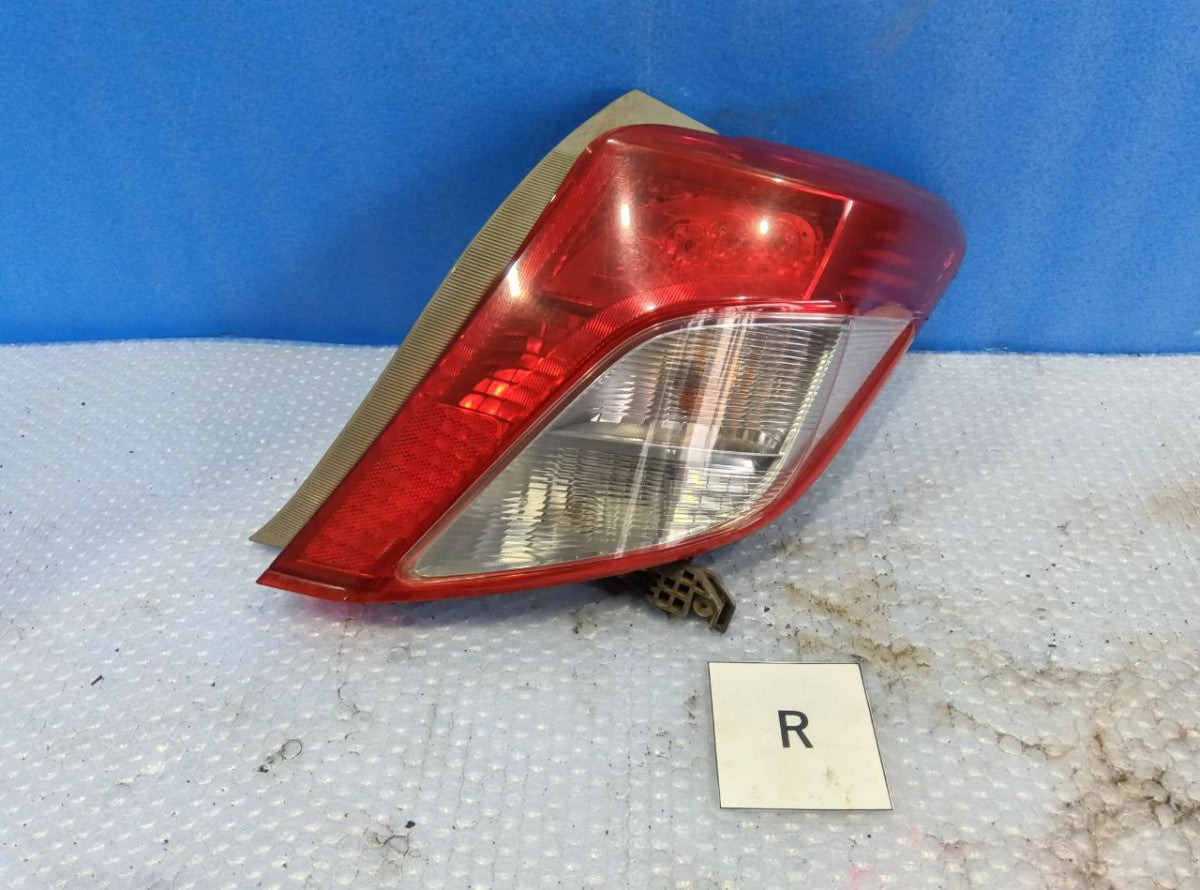 [TAIL LAMP RH] TOYOTA VITZ KSP130 2012 1KR-FE FF AT 2WD #0403265009823