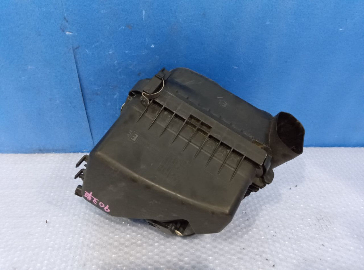 [AIR CLEANER] TOYOTA COROLLA FIELDER NZE141G 2007 1NZ-FE FF AT 2WD #040326A017909