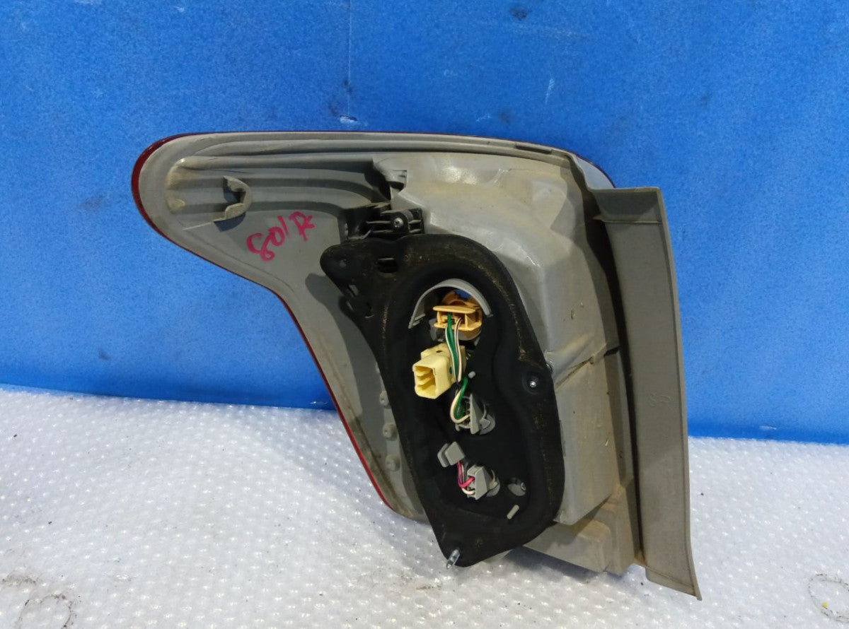 [TAIL LAMP RH] TOYOTA COROLLA FIELDER NZE141G 2007 1NZ-FE FF AT 2WD #0403269015821