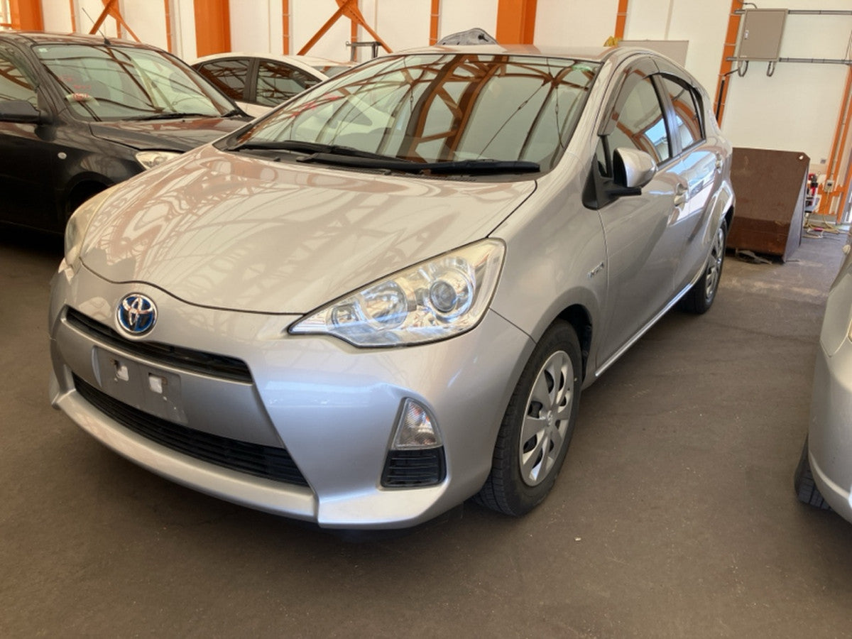 [USED ENGINE] TOYOTA AQUA NHP10 2013 1NZ-FXE FF AT 2WD #0003263063681
