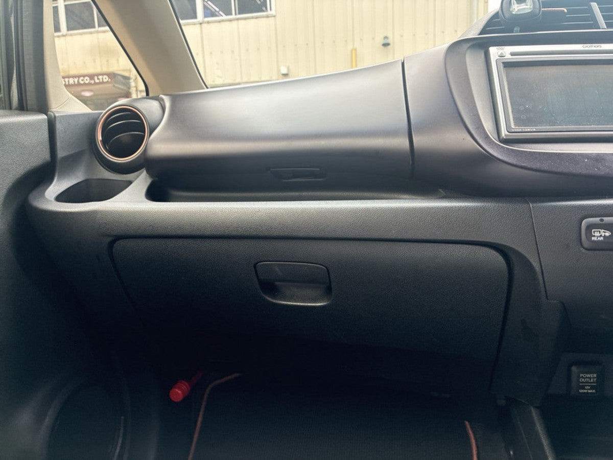 [CHOOSE PARTS] HONDA FIT HYBRID GP1 2012 LDA FF AT W/O #0002002672120