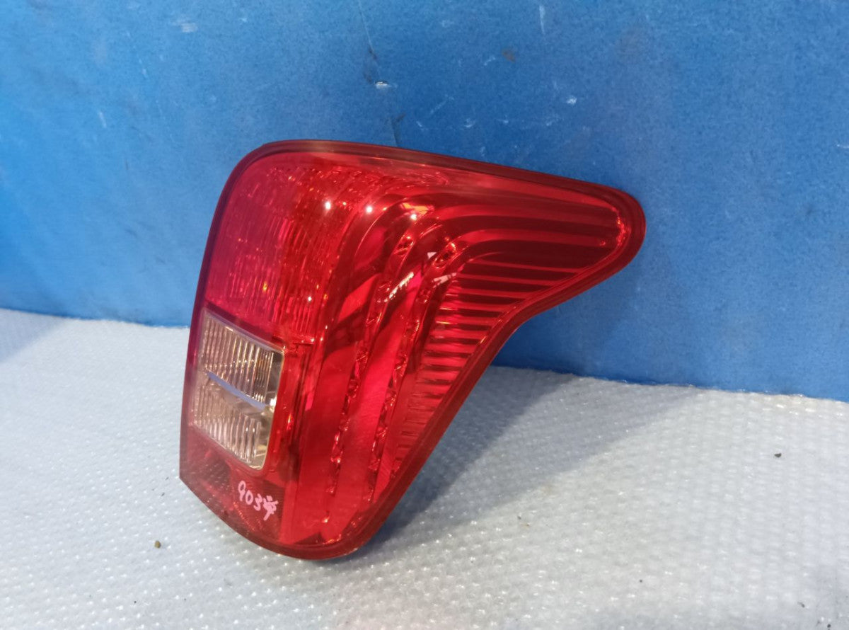 [TAIL LAMP RH] TOYOTA COROLLA FIELDER NZE141G 2007 1NZ-FE FF AT 2WD #0403269017608