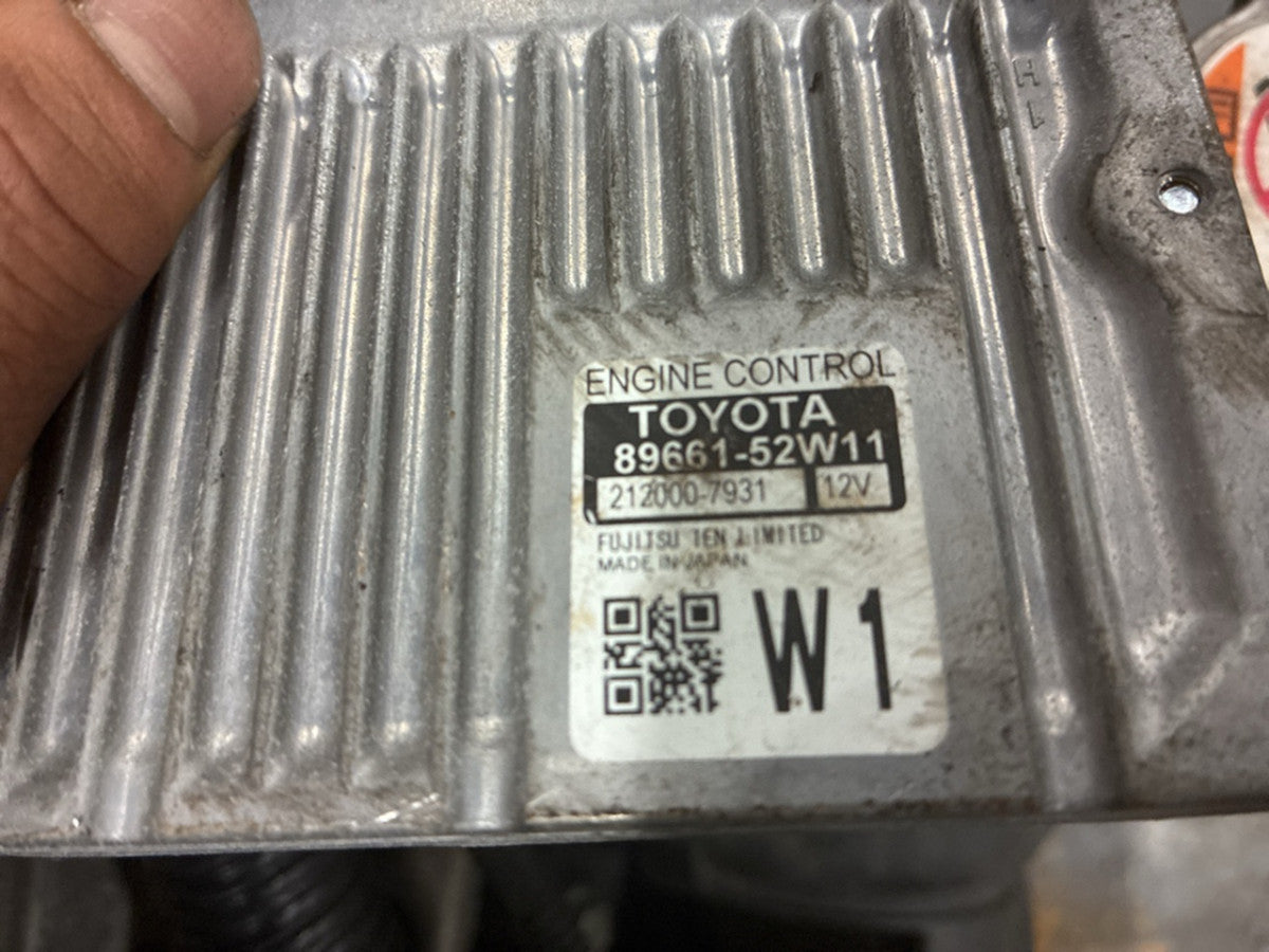 [USED ENGINE] TOYOTA PORTE NCP141 2015 1NZ-FE FF AT 2WD #0003263058612