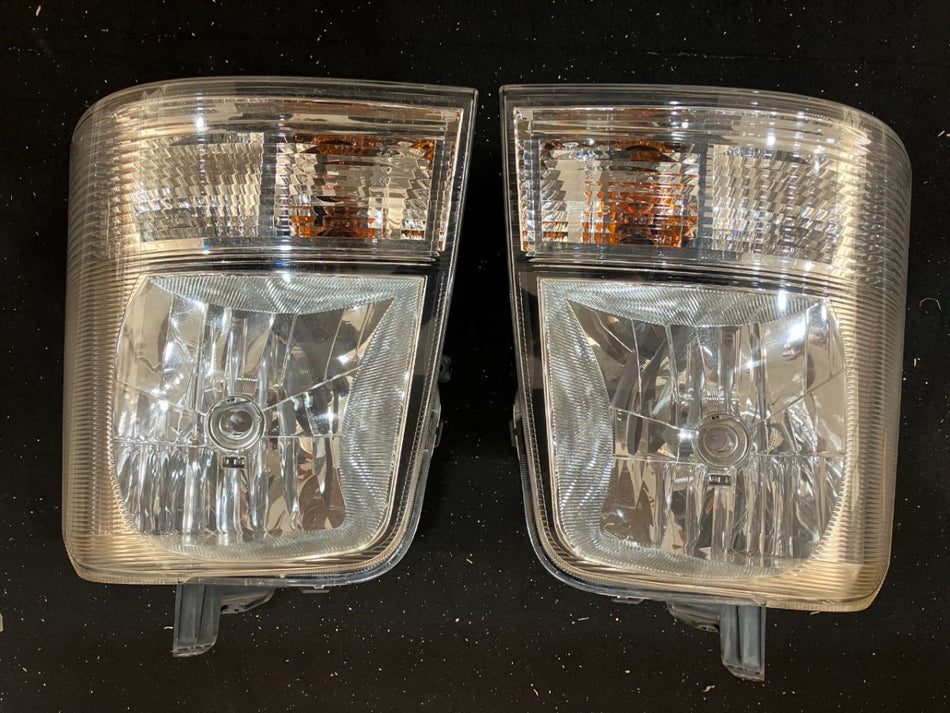 [HEADLIGHT  LH / RH] SUZUKI EVERY VAN DA64V 2009 K6A FF AT 2WD #0003232359012
