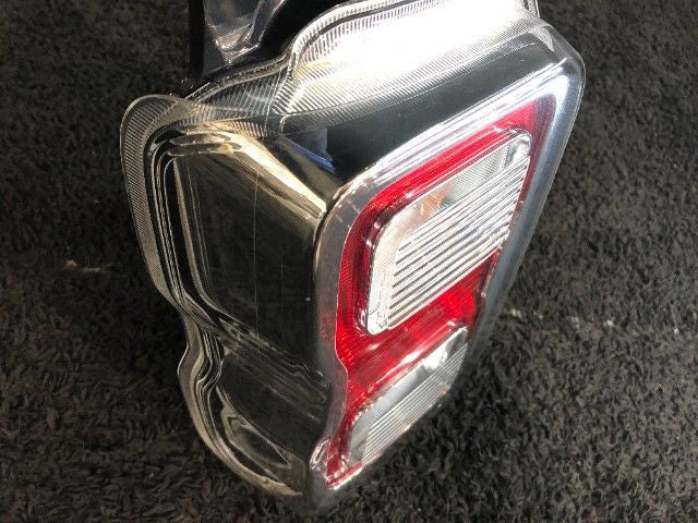[TAIL LAMP LH] SUZUKI HUSTLER MR52S 2020 R06A FF AT 2WD #0003263045042