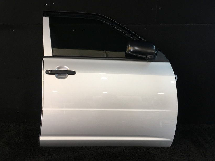 F DOOR ASSY RH