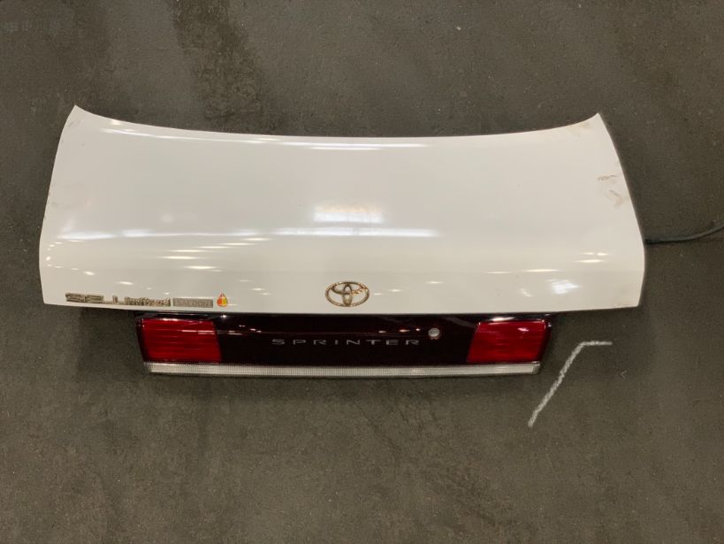 TRUNK LID
