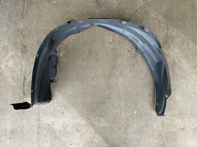 FENDER LINER LH